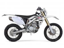 New 2019 SSR SR250S WHITE SSR Motorsportss 2019 SR250S was built with the serious off-road enthusiast in mind. 250cc of power, a 38-inch seat height, and a sticker price of $3,999 differentiate this SSR Motorsports in what has become a highly competitive segment of the motorcycle market.