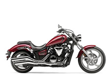 New 2015 YAMAHA STRYKER CANDY RED With its raked-out front end and “fists in the wind” riding position, the Stryker is pure attitude. And with an 80-cubic-inch V-twin, and a beautiful final belt drive, it churns out plenty of low-end torque that gets to the ground in a very satisfying way.