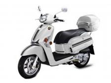 New 2018 KYMCO LIKE 200I The KYMCO Like 200i is one of the most popular scooters ?totally groovy retro chic styling for a classic mods Vs. rocker showdown, with the ease of a twist-and-go automatic.
Retro styling gives the KYMCO Like 200i the vintage look of a classic scooter, making it one of KYMCO’s most popular rides for scooter enthusiasts living the lifestyle of two-wheeled motoring. A mid-size scooter, the Like 200i has a heart of modern technology beneath its retro styling, providing serious performance and contemporary reliability in a handsome package. Built to go anywhere anytime, the modern ease of the Like 200i’s twist-and-go automatic transmission, and dependable fuel injection, provide performance security with a fat factor of cool. The locking top box is standard equipment, adding practicality to the Like 200i’s mix of maximum fun and metro functionality. The Like 200i also features under-seat storage and a glove box. Available in Blue, Matte Black, Red, Pearly White.