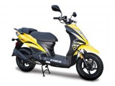 New 2018 KYMCO SUPER 8 50X The Super 8 50X is the all-rad “Guy” scooter that requires no MC license endorsement; check your local licensing.
In the “moped” class of scooters that don’t require an operator’s license in most states, the KYMCO Super 8 50X is KYMCO’s premium small-displacement scooter, suited for urban commuting, college life, or neighborhood errands. The Super 8 50X even has the added ability to carry a passenger, when a passenger is very important. The Super 8 50X is all guy-ish, featuring exposed handlebars, high front fender, small instrument cluster, and fat dual-purpose tires for an aggressive, adventure aesthetic. Providing approximately 72-miles per gallon, the twist-and-go Super 8 50X is nearly as efficient as a bicycle, but don’t mix your water and your gasoline. Available in Yellow or Matte Black.