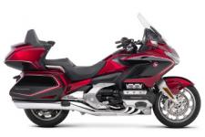 New 2018 HONDA GOLDWING TOUR AIRBAG DCT CANDY ARDENT RED-BLACK THE ULTIMATE PERFORMANCE TOURING MACHINE
This is a bike 43 years in the making. Rebuilt from the road up. Refined inside and out. Ready for anything. There’s a new engine. New front suspension. Available 7-speed DCT. All in a more agile body that’s over 85 pounds lighter. You’ll also find the latest in technology, including Apple CarPlayTM integration, and five distinct trim levels to suit your style. The 2018 Gold Wing is designed to push the limits of what a touring bike can be. And expand the adventure beyond anything imagined.
247878