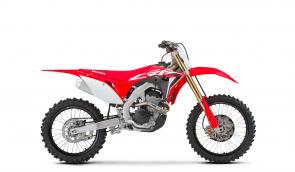 New 2020 HONDA CRF250R RED Honda’s CRF250R is an absolute holeshot-seeking machine. And this year, your lock on the holeshot is looking better than ever.