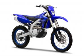 BORN TO RIDE
Featuring a powerful, user‑friendly engine along with industry‑leading suspension and chassis, the WR450F offers high performance for aggressive enduro riding.