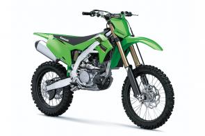 The championship-proven technology of KX™ race machines has now been tuned for off-road competition. Purposely designed to take on tough off-road conditions, the KX™250X motorcycle delivers the edge to ride ahead. No matter how technical the terrain, lead with confidence on the KX250X.