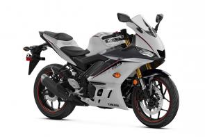 New 2020 YAMAHA YZF-R3 ABS MATTE SILVER Legendary Yamaha superbike styling, advanced twin cylinder engine and ultra‑light chassis make it the bike of choice.