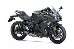 Built to embody Ninja® sportbike lineage, the Ninja® 650 motorcycle comes packed with a sporty 649cc engine, next-level technology and sharp styling. Unmistakable sport performance is met with an upright riding position for exciting daily commutes, while a supreme level of attitude reminds you of its legendary heritage.