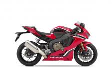New 2018 HONDA CBR1000RR ABS GRAND PRIX RED The fact the CBR1000RR is so good when actually raced on real roads – at the Isle of Man TT, for instance, where it is the most successful 1000cc machine ever with 23 wins to its name – is testament to its speed, handling and ability to perform in the most testing and extreme of ‘real world’ conditions. 248048