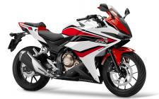 New 2018 HONDA CBR500R PEARL WHITE It has quickly become one of our most popular streetbikes, and it’s no wonder why. With a perfect combination of performance, versatility and price, the Honda CBR500R just might be your next bike.
The CBR500R’s engine is powerful, smooth, and offers a wide powerband with plenty of revs. And with four-valve combustion chambers, twin overhead cams and fuel injection, it can confidently keep up with many bigger sportbikes.
A 500 twin is a great choice for a whole lot of sport riders. Generations of enthusiasts have known it, and the CBR500R is the newest incarnation. 246753