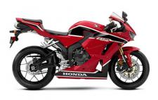 New 2018 HONDA CBR600RR ABS GRAND PRIX RED The 2018 CBR600RR is designed with the superb balance to tear up the track and make scenic canyons truly breathtaking. So it’s an ideal bike to use as a weekday commuter, a weekend joy ride machine and, of course, for cutting laps on the aforementioned track.
Bred from MotoGP engineering, this bike is a true reflection of Honda’s technical prowess. It’s light, compact, nimble and ideally-balanced, with a four-cylinder engine that revs like nothing you’ve ever ridden. The aluminum twin-spar designed chassis delivers laser-sharp handling. And when it comes to braking, it’s your choice of either a conventional triple-disc setup or a specialized version of Honda’s revolutionary Combined Anti-Lock Braking System (C-ABS), an industry first on a production Supersport motorcycle.
Track or street, with the 2018 CBR600RR it’s a win-win situation. 247928