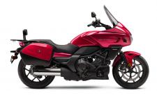 New 2018 HONDA CTX700 DCT RED Versatility is what this Honda does best. Equipped with a full fairing, it provides superior comfort and weather protection when you’re spending a long day in the saddle. This is a bike specifically engineered to make motorcycling more approachable, affordable and fun than ever before. Thanks to a low seat height, riders can quickly get acclimated to life in the saddle. The laid-back riding position, including the forward-set hand controls and footpegs, help make it comfortable for relaxed street rides. Honda’s acclaimed automatic Dual Clutch Transmission (DCT) provides either a fully automatic mode or the option of more active gear selection via “paddle-shift” type buttons on the handlebar, and the DCT version also comes with an Anti-lock Braking System (ABS). 247968