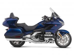 New 2019 HONDA GOLD WING TOUR DCT PEARL HAWKSEYE BLUE This is the bike that invented the concept of the modern touring motorcycle. And reinvented it. And just last year, reinvented it all over again. The latest generation of Gold Wings are leaner, more refined, more up to date than ever.