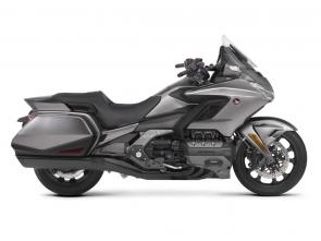 New 2019 HONDA GOLD WING DCT MATTE MAJESTIC SILVER This is the bike that invented the concept of the modern touring motorcycle. And reinvented it. And just last year, reinvented it all over again. The latest generation of Gold Wings are leaner, more refined, more up to date than ever.