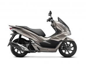 New 2019 HONDA PCX150 Endowed with a new frame, revised intake and exhaust system, multiple comfort-enhancing features, and optional ABS, the PCX150 combines practicality and fun, now with a more premium feel and improved handling.