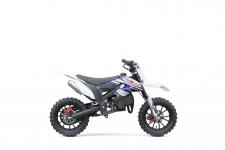 New 2017 SSR SX50-A BLUE Engine Type - 50.53cc, 2 Stroke, Single Cylinder, Air Cooled
Bore And Stroke - 44.02mm x 33.2mm
Carburetor - 16mm
Max Output - 2.4 hp @ 7000 rpm
Ignition - Coil
Start Mode - Pull Start
Transmission - Automatic
