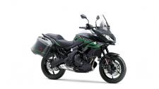 New 2019 KAWASAKI VERSYS 650 LT METALLIC MOONDUST GRAY/METALLIC FLAT SPARK BLACK Whether you’re navigating city streets or tackling mile after mile of open highway, the Versys 650 LT and Versys 650 ABS are built for comfort.