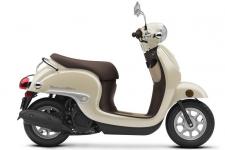 New 2018 HONDA METROPOLITAN PEARL SOFT BEIGE Often it seems we live in a virtual world, where everything is just a mouse click or an app away. Still, sometimes you need to get analog self from one place to another, like school, work, the café or a friend’s house. And that’s where the Honda Metropolitan comes in. In a point-and-click world, you just point it where you want to go, click on your helmet, and before you know it you’re there—with no worries about traffic congestion, parking hassles, and high fuel prices. Plus, you’ll have a blast just getting around. 247612