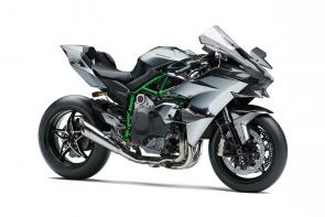 The development of the Ninja H2®R motorcycle goes beyond the boundaries of any other Kawasaki motorcycle. Born through the unprecedented collaboration between multiple divisions within the Kawasaki Heavy Industries, Ltd. (KHI) organization, the worlds only limited production supercharged hypersport model represents the unbridled pinnacle of Kawasaki engineering, with astonishing acceleration and mind-bending top speed suitable only for the track.
