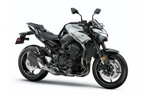 The Z900 epitomizes Kawasakis belief of what the ideal supernaked should be. At 948cc with an ultra-lightweight chassis, every ride is met with exceptional power, responsiveness and excitement. Make your presence known on the streets with signature Sugomi™-inspired styling and a commanding ride position.