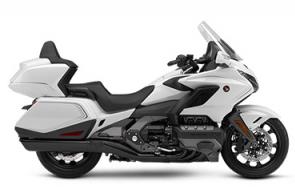 New 2020 HONDA GOLDWING TOUR DCT PEARL GLARE WHITE The latest generation of Gold Wings are champions in every measure of the term. Why not ride one and start setting your own personal bests?