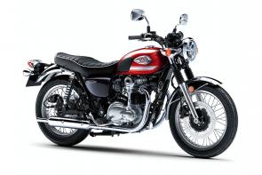 The 1960s spirit runs deep in the Kawasaki W retro-classic lineup with class-leading authentic styling, sound and feel. A true throwback to the iconic W1, modern W800 motorcycles are meticulously crafted to pay homage to the past, all while thoughtfully incorporating modern technology and features.