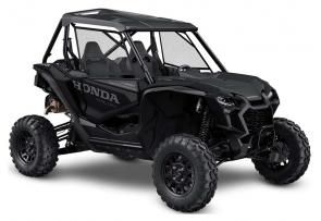 WELCOME TO THE OPEN CLASS: THE TALON 1000R, TALON 1000R FOX LIVE VALVE Sport side-by-sides are just getting more and more popular every year. And our Honda Talon lineup keeps getting better and better every year too. Leading the way are our Talon 1000R and Talon 1000R FOX Live Valve, both with a long list of improvements for 2022. The best parts don’t change, though. If you’re new to our lineup, here are the basics: The Talons are available in both two- and four-seat models, and with a choice of suspension options. All share the same powerful, Honda designed and built high-output engine, quick-shifting gear-driven automatic DCT transmission, and exclusive i-4WD technology. Because the Talon 1000R has a longer wheelbase, a wider vehicle track, and more suspension travel than our Talon 1000X, it’s a perfect match for riders who tackle rugged, wide-open terrain. And if you’re really on the gas, you’ll want to check out our Talon 1000R FOX Live Valve. Its active suspension gives it the best off-road handling you’ve ever experienced.