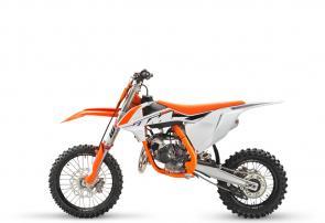 If youre reading this, then it is safe to say things have become serious. The 2023 KTM 85 SX is the first real step into the big leagues. Lightweight, powerful and reliable, the KTM 85 SX boasts real big bike components in scaled-down 85 cc geometry, providing the ultimate kickstart to any young racing career.