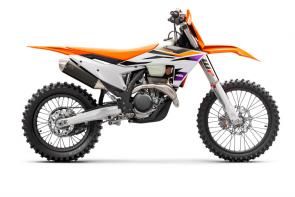 With over a decade of racing - and winning - in cross country competitions, the KTM 350 XC-F has long shed its underdog label and proven itself a worthy adversary. An all-new WP XACT Close Cartridge spring fork, new rear shock settings, better electronics, and unmatched performance all mean one thing - the 2024 KTM 350 XC-F is once again READY TO RACE.
