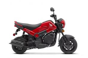 NAVI-GATE YOUR WORLD
Just about everyone who scores a ride on a Honda Navi can’t stop smiling. And it’s easy to see why. We’ve designed the Navi to be easy to ride, with a no-shift automatic CVT transmission. That helps make it easy to learn on too, even if you’ve never ridden a motorcycle before. Then there’s the small overall size and light weight, which makes it way less intimidating. Plus, it offers some pretty awesome fuel efficiency. And finally, because it’s so small it’s easy to park. And speaking of saving money, the Navi is the most affordable Honda streetbike in our entire line! Isn’t it time you started Navi-gating your world?   