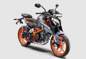 With the all-new 2024 KTM 390 DUKE, the world around you becomes your very own gymkhana. Bringing exceptional agility, lightweight handling, and punchy performance to the street, this middle-weight bruiser is ready to take on any twists or turns. Packing state-of-the-art rider aids, an all-new frame, adjustable suspension - and aggressive new looks - the 2024 KTM 390 DUKE wears the crown when it comes to carving up the asphalt.