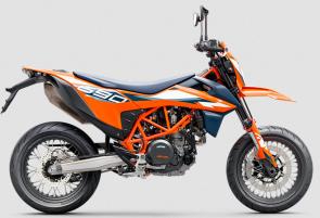 The KTM 690 SMC R raises the bar in the supermotos stakes, thanks in part to a lightweight chassis, a legendary 690 LC4 motor and a sophisticated electronics package. Whether you express your tarmac-sliding talent on mountain roads or on the apexes of your favourite track, youll be drifting into the future with a maxed-out grin and your veins coursing with adrenaline. Handling is enhanced by the latest fully-adjustable WP APEX suspension, so all you have to worry about is focusing on the road ahead and twisting the throttle to the stoppers. 