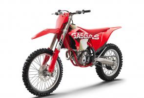The big-bike, little-bike, best of both worlds bike! Ensuring proven performance, the EX 350F delivers the light and agile handling of a 250cc 4-stroke with power thats more than enough to satisfy any rider wanting the grunt of a 450cc 4-stroke. A truly versatile bike, together with WP suspension, awesome ergonomics and a cross-country specific 6-speed gearbox its a truly user-friendly woods weapon, and one hell of a fun ride.