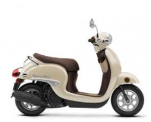 Looking to add a little extra style into your every day? Then look no further than the 2022 Honda Metropolitan. It’s the European-style scooter engineered to embody American practicality. The nifty and thrifty design starts with a reliable four-stroke engine, with a no-shift automatic transmission. Complete with an electric starter and underseat storage to help you on the go. Turn short rides into a metropolis of fun, and save on gas, while you learn all the ways life is better on a Honda.